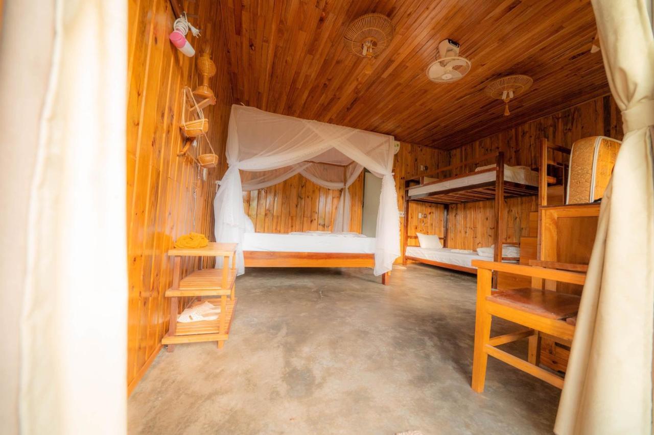 Jungle Boss Travel Lodge Фонгня Экстерьер фото