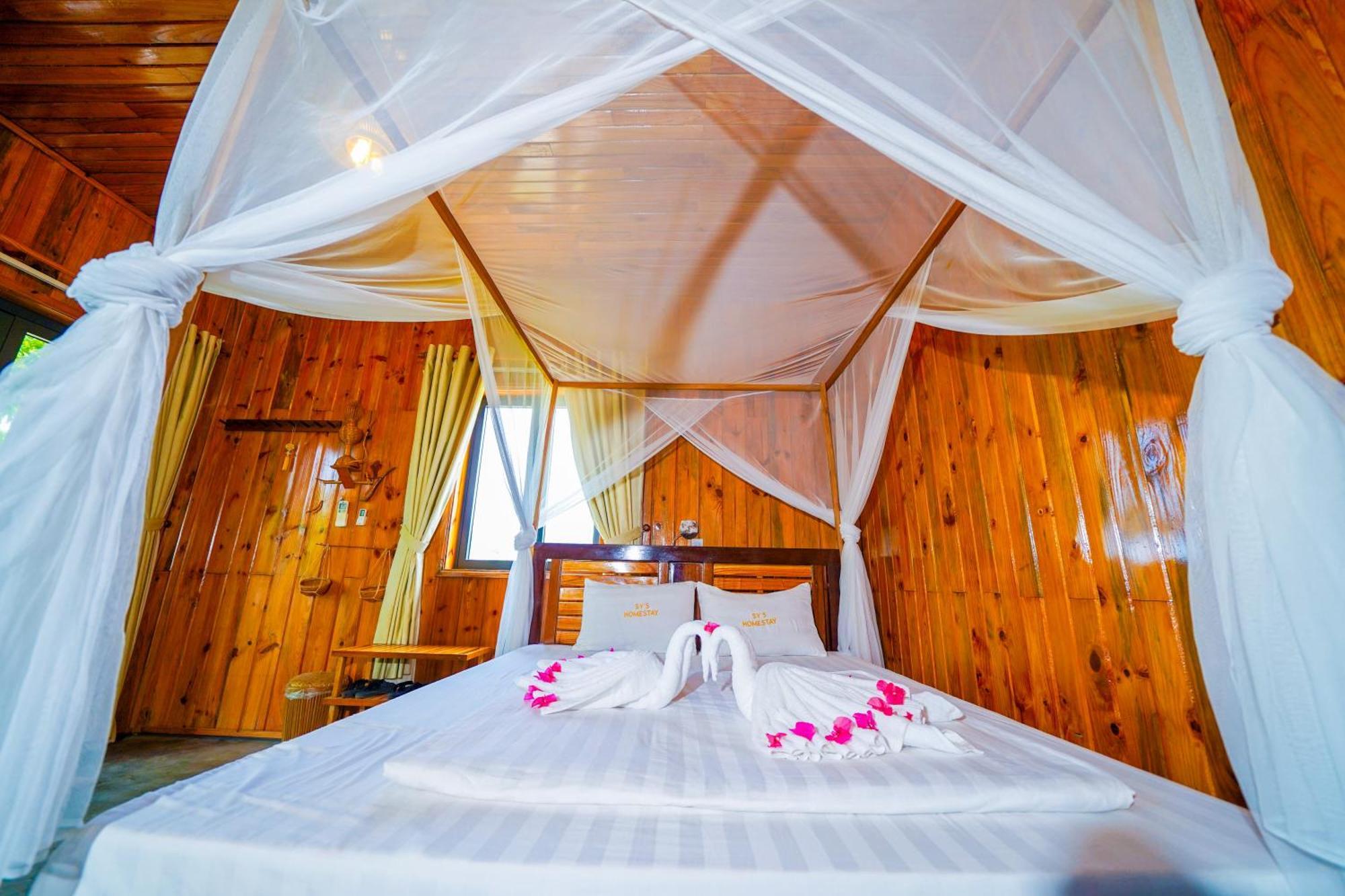 Jungle Boss Travel Lodge Фонгня Экстерьер фото