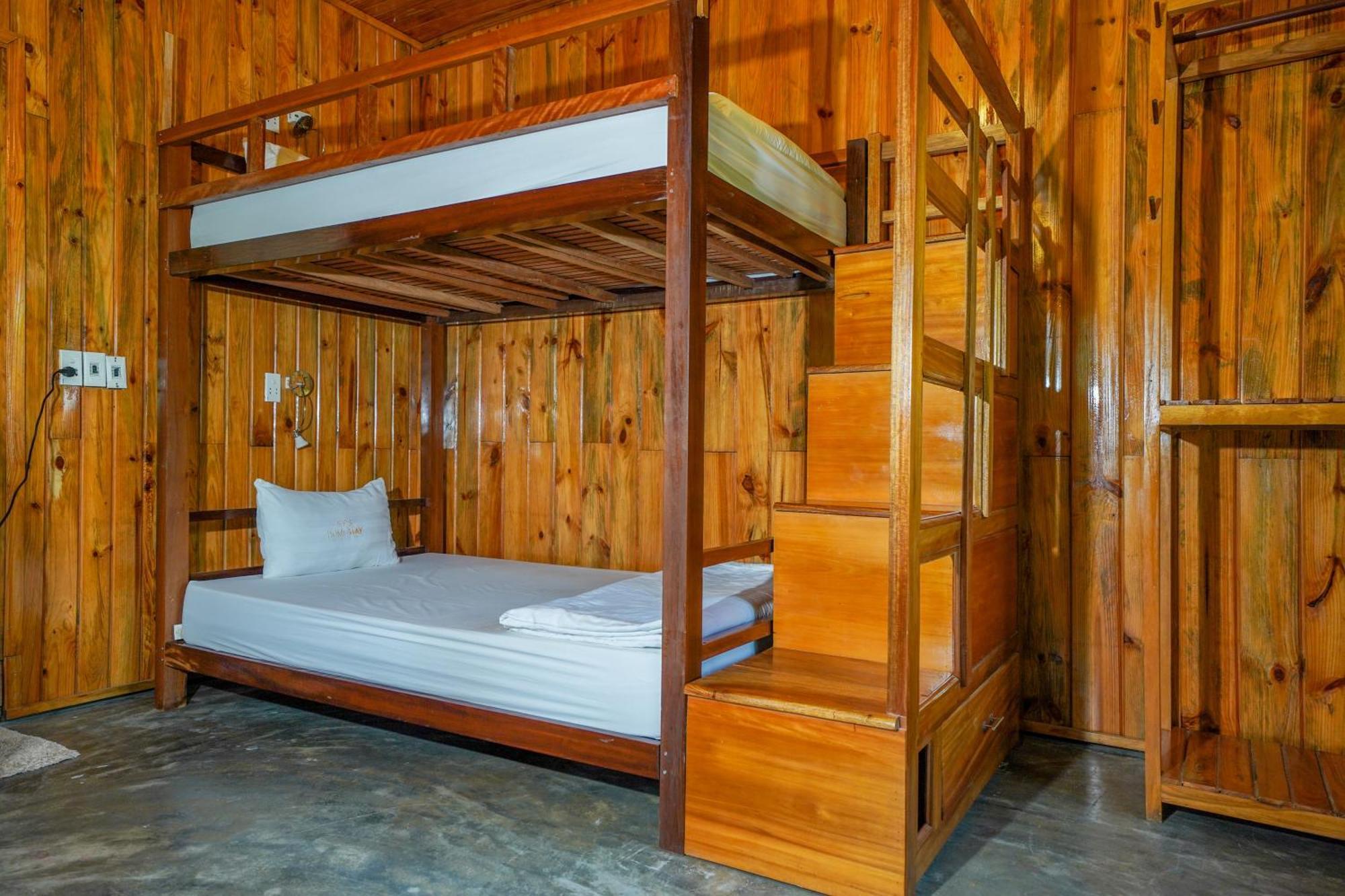 Jungle Boss Travel Lodge Фонгня Экстерьер фото
